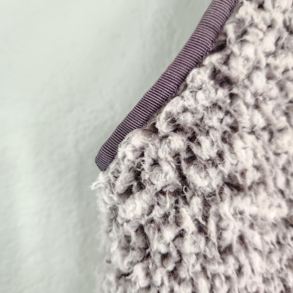 Thread & Supply Wubby Fuzzy Arctic Fleece Vest Sherpa Jacket Charcoal Sz Medium - Picture 12 of 16